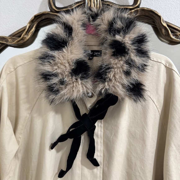 Sister Jane Hazel Trench Coat - Picture 6 of 8